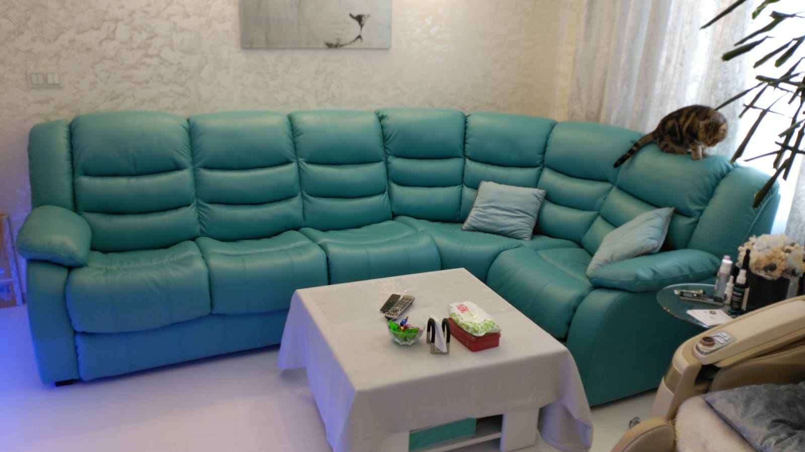 Перетяжка дивана на дому. Нижнеудинск